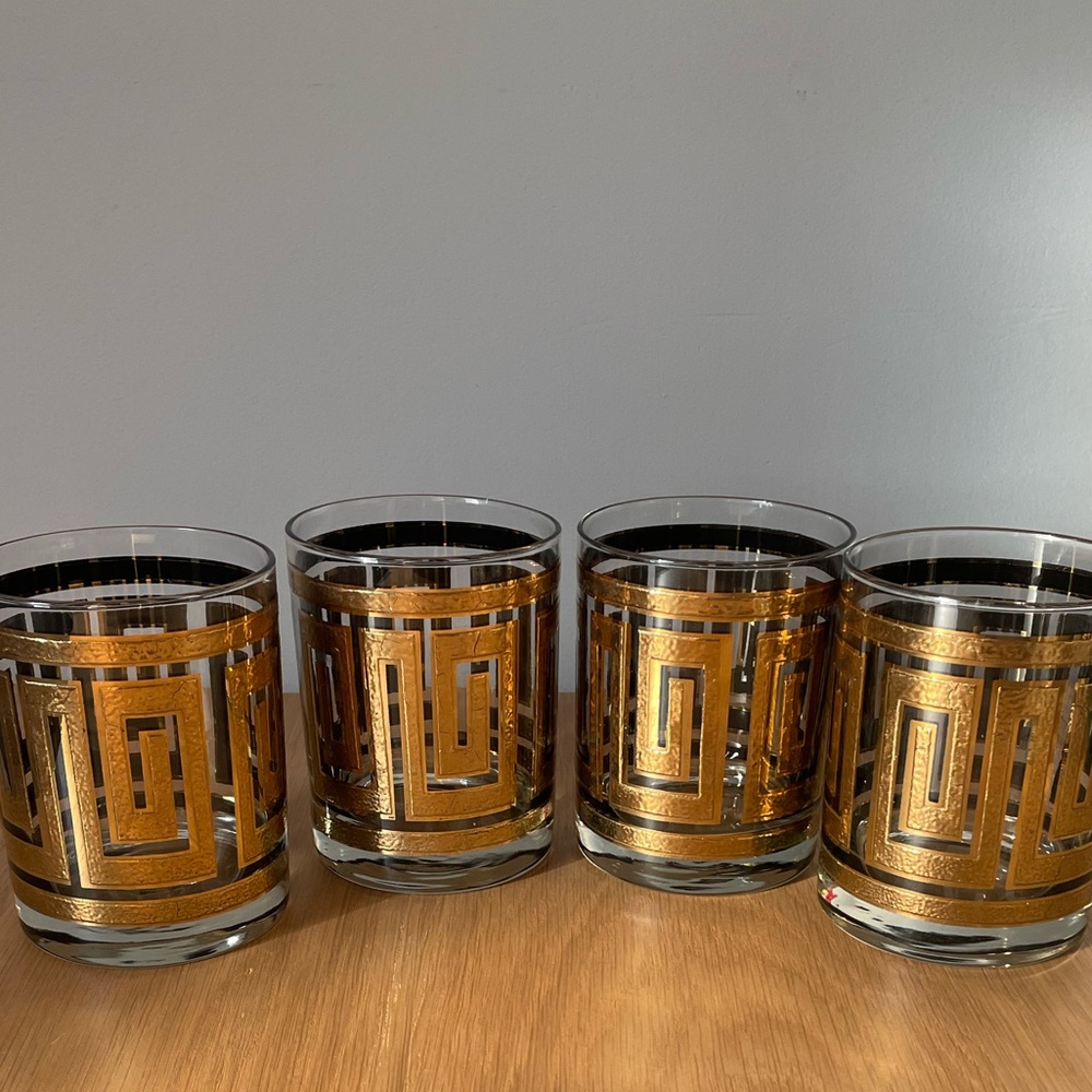Vintage MCM Culver Whiskey Glasses 22K Gold Greek Key Pattern Set of 4 - Picture 4 of 10